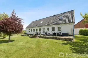 Landejendom på Kastrupvej 17, 8544 Mørke