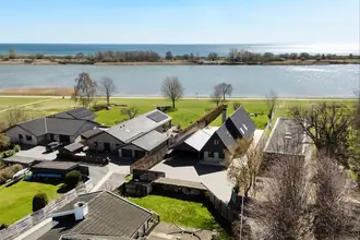 Villa på Gammel Køge Landevej 749, 2660 Brøndby Strand