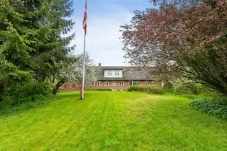 Landejendom på Bovsbjergvej 4, Torup, 8860 Ulstrup