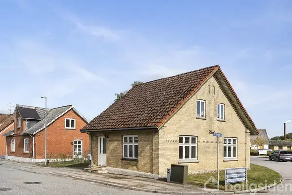 Villa på Vestergade 26, 8732 Hovedgård