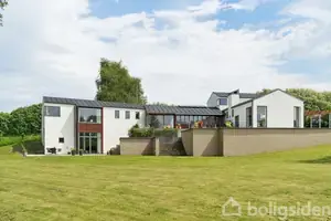 Villa på Longvej 10+14, 5762 Vester Skerninge