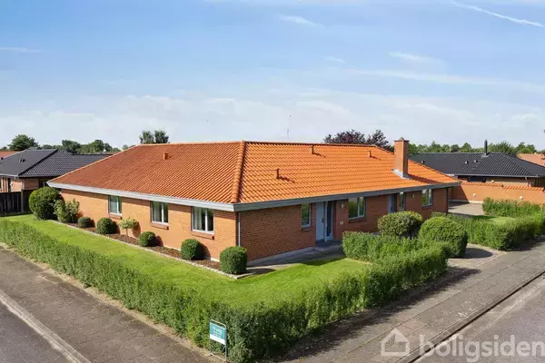 Villa på Rønne Alle 140, 7451 Sunds