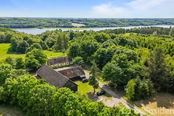 Landejendom på Skovbovej 52, 9500 Hobro