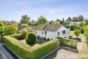 Villa på Strandskolevej 265, 2660 Brøndby Strand