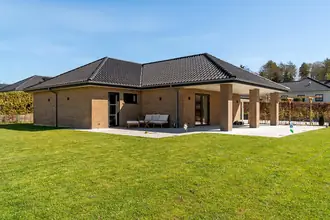 Villa på Løgparken 12, Holme-Olstrup, 4684 Holmegaard