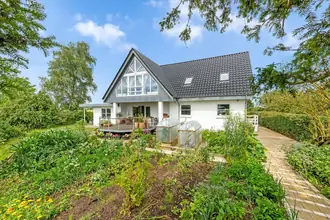 Villa på Brunbjergvej 300, tv., Stollig, 6200