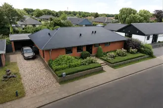 Villa på Hassellunden 48, 6705 Esbjerg Ø