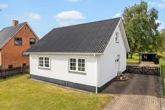 Villa på Løgstørvej 54, 9600 Aars