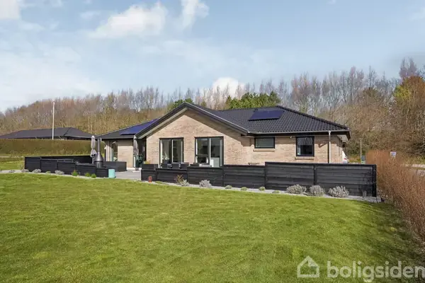 Villa på Kirkebyvænget 22, 5592 Ejby
