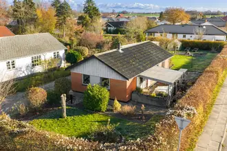Villa på Marslev Stationsvej 8, 5290 Marslev