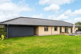 Villa på Tunegårdsvænget 11, 4030 Tune