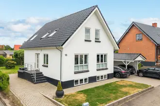 Villa på Raadyrvej 16, 7100 Vejle
