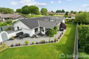 Villa på Ribesvej 3, 5750 Ringe