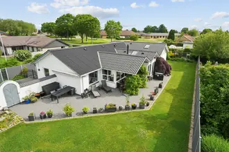 Villa på Ribesvej 3, 5750 Ringe