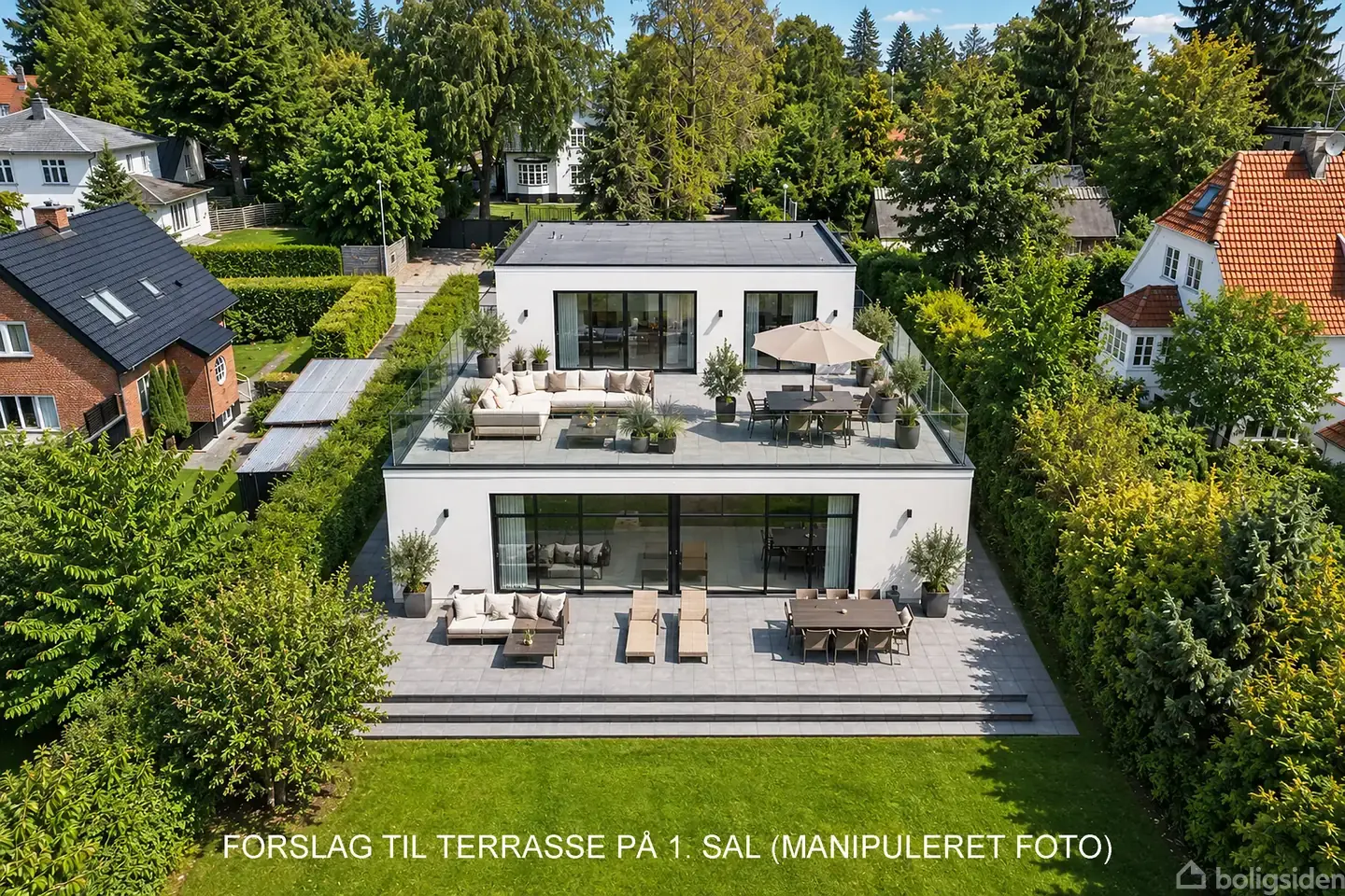 Markant, præsentabel villa på 353 bolig m2 i international klasse