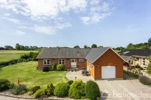 Villa på Marstalsvejen 32, 5960 Marstal
