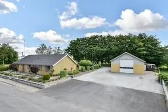 Villa på Industriparken 6, 7321 Gadbjerg