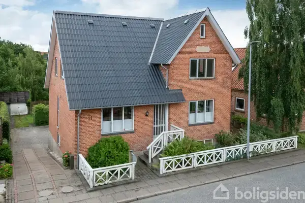 Villa på Høngårdsvej 11, 9750 Østervrå