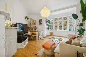 Ejerlejlighed på Under Elmene 16, 1. th., 2300 København S