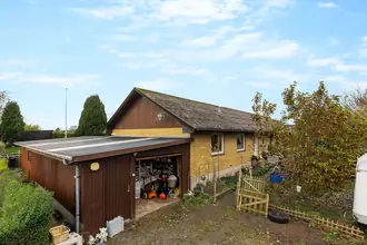 Rækkehus på Lindevej 10B, Klemensker, 3782 Klemensker