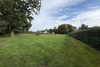 Helårsgrund på Allerup Bygade 25, Allerup, 5220 Odense SØ