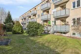 Ejerlejlighed på Frederiksdalsvej 105D, th., 2830 Virum