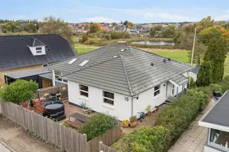 Villa på Bakkedraget 10, 8560 Kolind