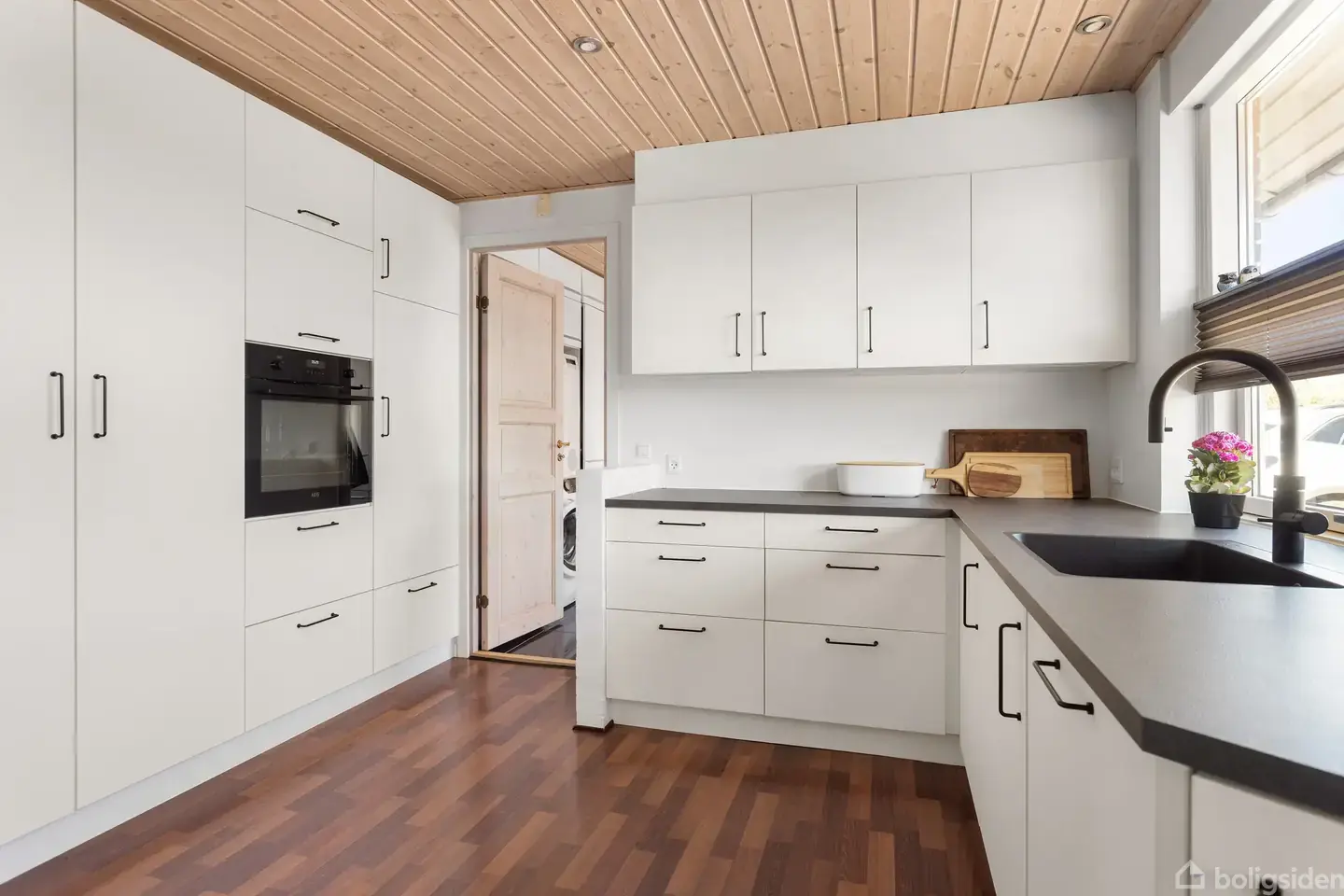 Velholdt og indbydende villa i Sæby - Visning 4