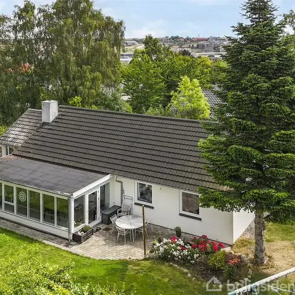 Villa på Nørreløkke 4, 6400 Sønderborg