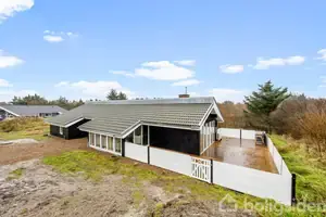 Fritidsbolig på Kr Madsens Vej 11, 6960 Hvide Sande