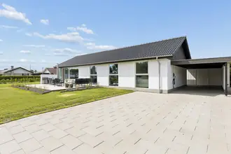 Villa på Egeparken 16, 6051 Almind