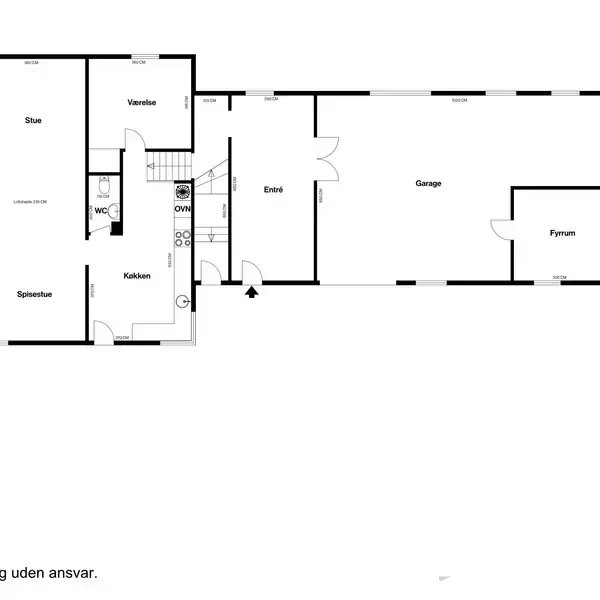 Plantegning viser stueplan med stue, værelse, køkken, spiseområde, entré, garage, fyrrum og skur. Terrasse udenfor. Tekst inkluderer: "Stueplan" og "Vejledende tegning uden ansvar."