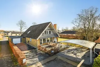 Villa på Østertoften 83, Lind, 7400 Herning