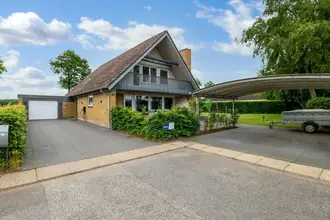 Villa på Østertoften 83, Lind, 7400 Herning
