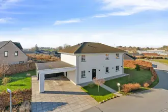 Villa på Gyldenhøjen 13, Stenløse, 5260 Odense S