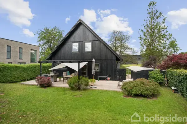 Villa på Kløvervej 2B, 8382 Hinnerup