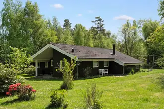 Fritidshus på Petersvej 5B, Ellinge Lyng, 4573 Højby