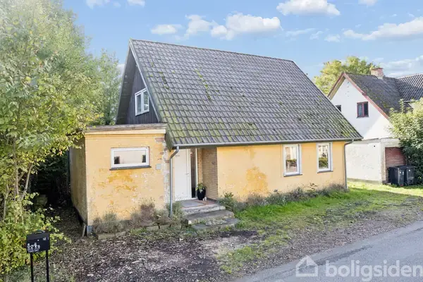 Villa på Bøstrupvej 1, 4270 Høng