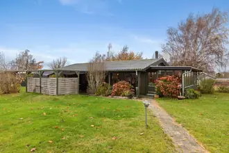 Fritidshus på Reedtzholmvej 172, Enø, 4736 Karrebæksminde