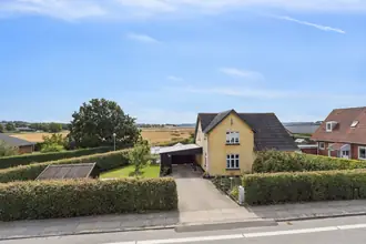 Villa på Klarupvej 79, 9270 Klarup