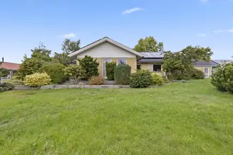Villa på Muldvarpevænget 9, 3390 Hundested