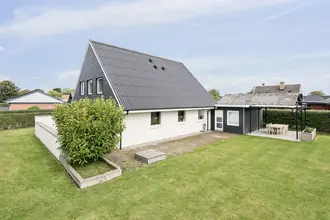 Villa på Petravej 6, 9280 Storvorde
