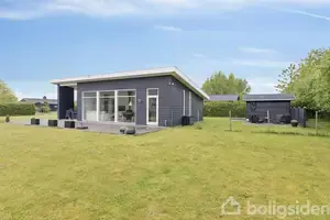 Fritidsbolig på Ålesaksen 8, 4780 Stege