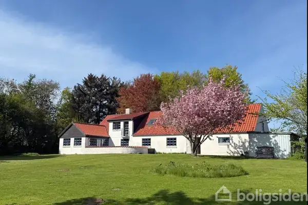 Landejendom på Rakkebyvej 361, 9800 Hjørring