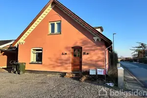 Villa på Højmarksvej 70, 8723 Løsning