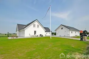 Villa på Parallelvej 17, 9362 Gandrup