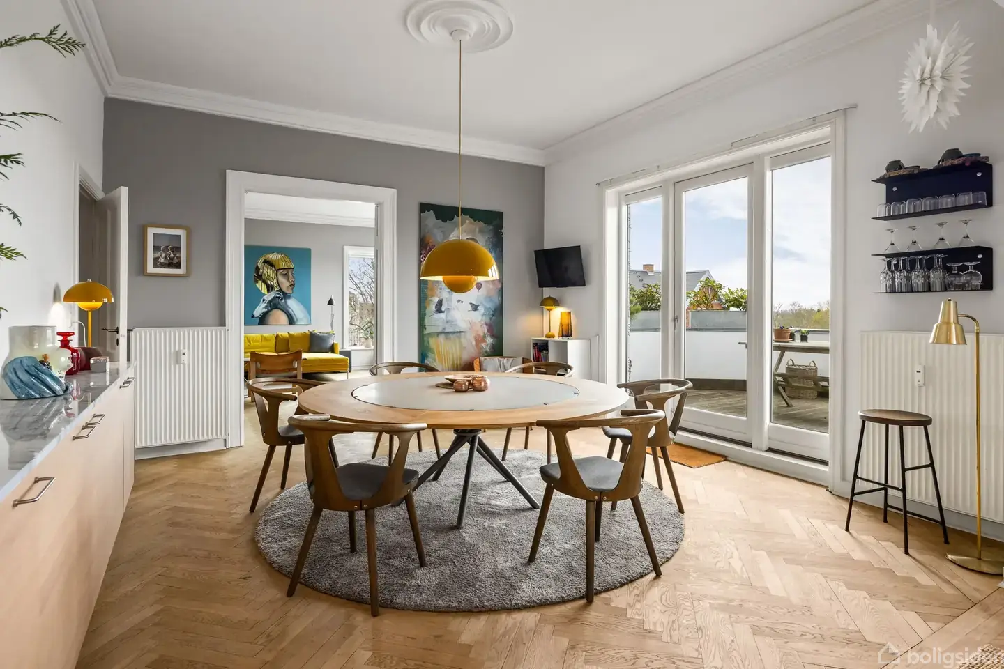 Unik, gennemført og charmerende lejlighed med solrig terrasse og fantastisk udsigt - Visning 2