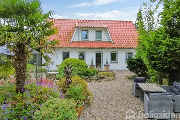 Landejendom på Kongeåvej 10, 6600 Vejen