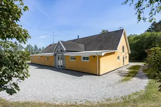 Landejendom på Tuenvej 587, Bollehede, 9870 Sindal