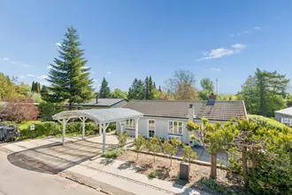 Villa på Evavej 5, 3500 Værløse